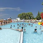 Palmyra Holiday Resort And Spa