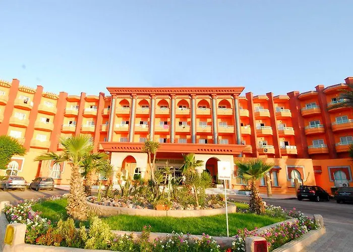 Palmyra Holiday Resort And Spa